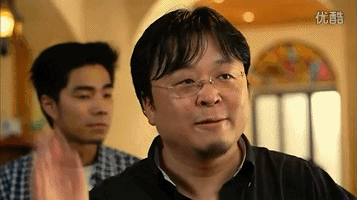 王思聪暗讽锤子手机卖情怀;保利4亿美元入股滴滴;乐视