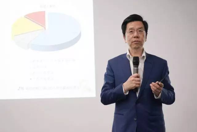 李开复演讲:创新工场过去一年几十亿融资,将往