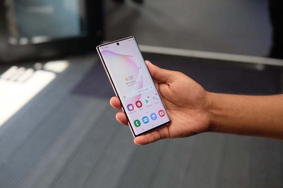 作为主要的手机屏幕供应商,galaxy note系列可以说是三星展示自己技术