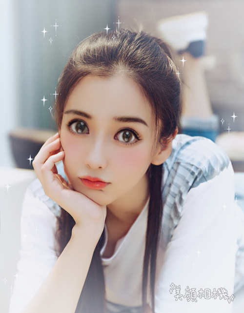 大头贴中的"水冰月"效果是女生们共同的童年美好记忆.