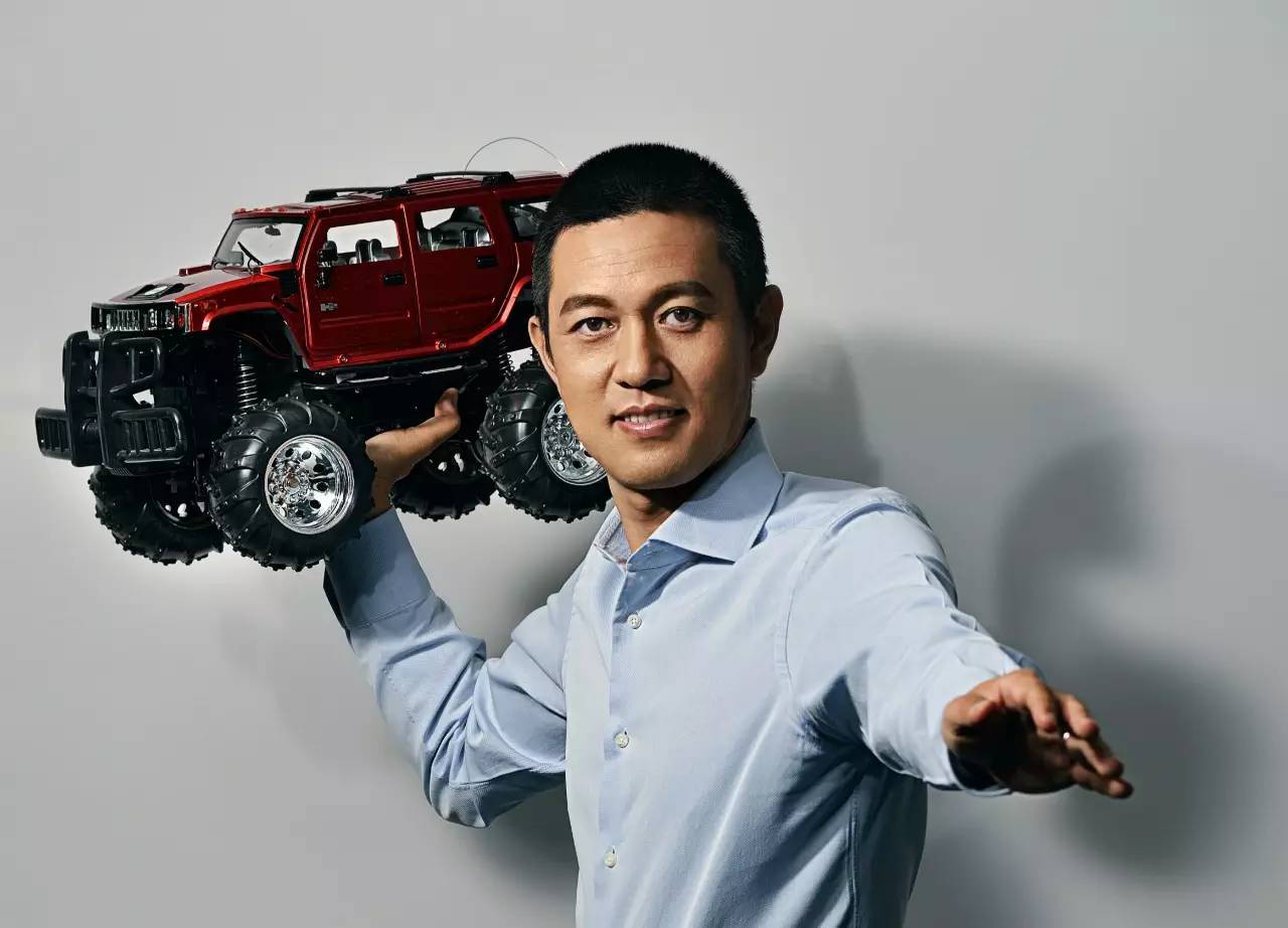 这次真不是ppt造车,蔚来推出首款纯电动汽车,年底就能买到