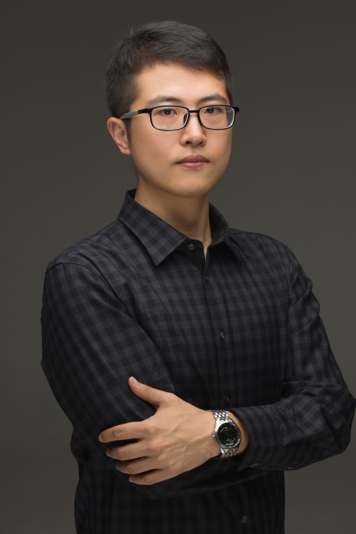 之外的航空器有最基本的敬畏和最严谨的研发态度",肖鑫对创业邦谈到