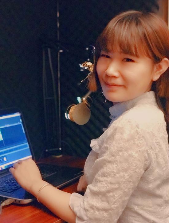 兼职音频主播:不务正业月入5万,感叹好时代