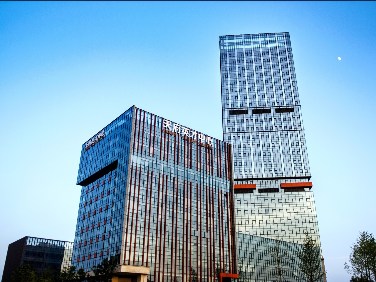 今年年初,成都天府新区创新tt快3人才服务中心调研了入驻成都科学城的