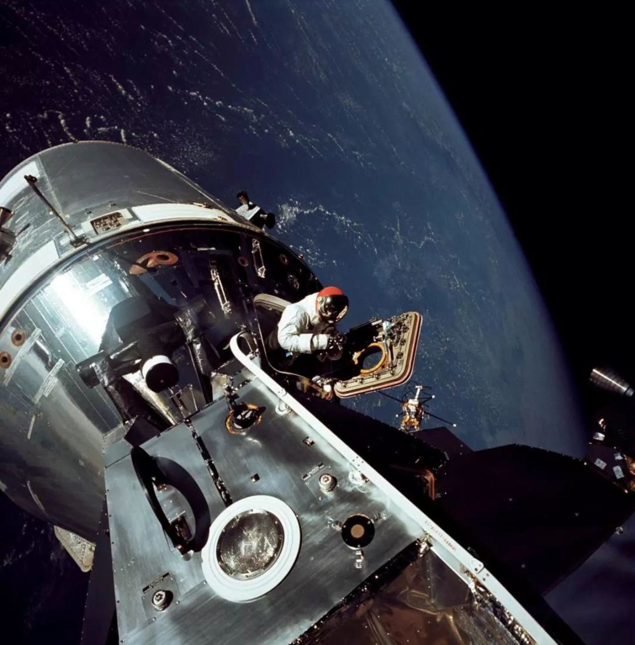 意义深远的阿波罗工程，纪念人类首次登月50周年        