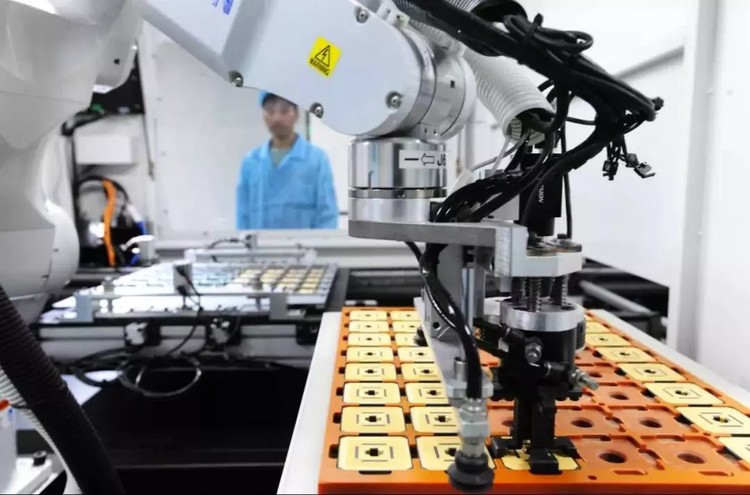 揭秘国内首条5G智能生产线：究竟是炫酷技术还是实用利器？
