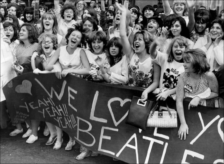 4.beatlemania4.jpg