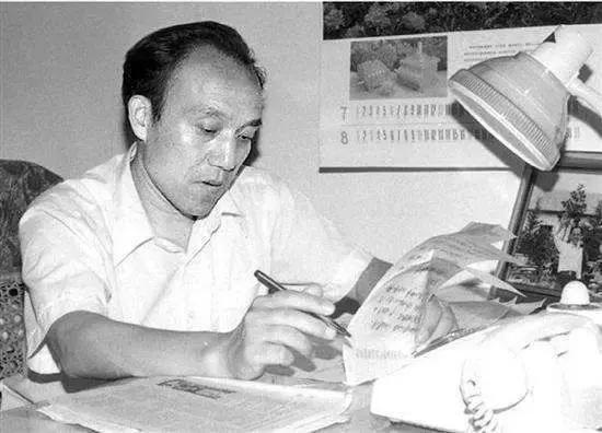 激荡七十年:奔腾的时代洪流与变迁的个体命运