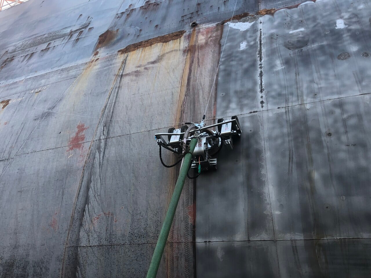 让世上没有危险的工作史河科技用特种机器人服务高空工业场景