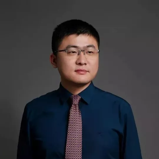 中国地产老板开始坑儿子了