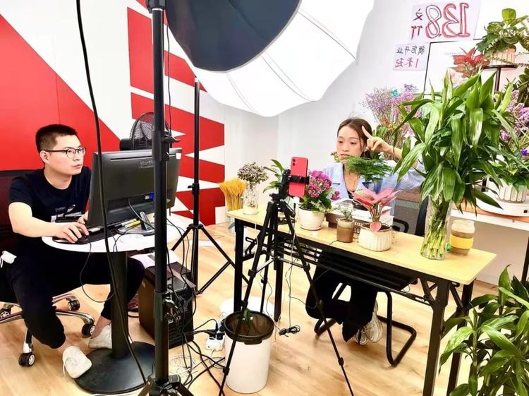 月销18万单！抖音电商绿植带你赚大钱，助力30+残障者就业