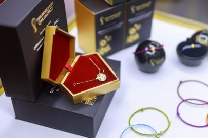 周六福入圈：FIFA 2022卡塔尔世界杯™贵金属首饰官方授权商品发布会成功举办
