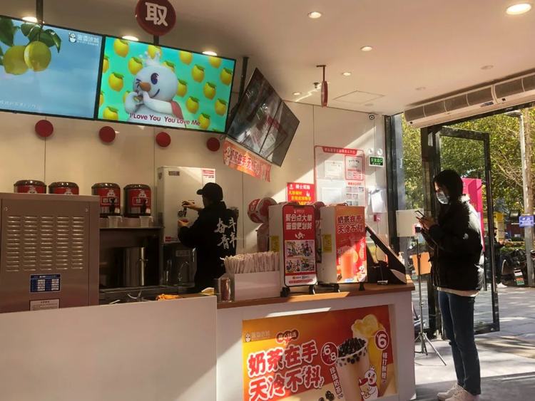 4元柠檬水惊艳百亿销量，打造“雪王”传奇