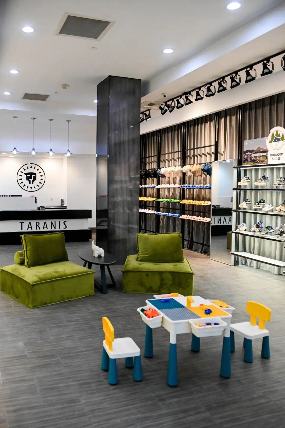 TARANIS -Kids Shoes – TARANIS TRADING INC