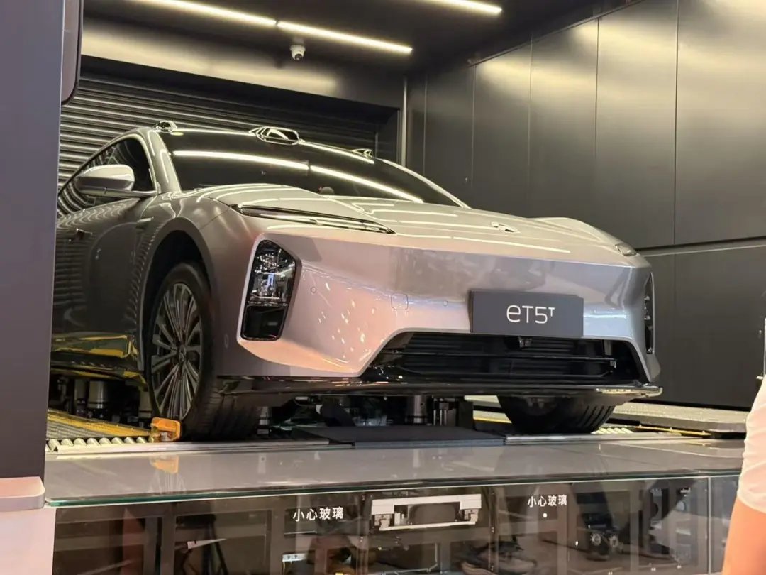 65eadfb2e25e03a58e7900f44ac32641